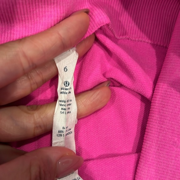 LULULEMON In The Flow Crop, Heathered Jewelled Magenta, Legging - Picture 5 of 7